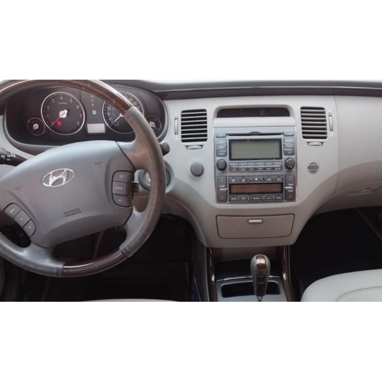 MOLDURA 6.8 HYUNDAY AZERA 2006-2011