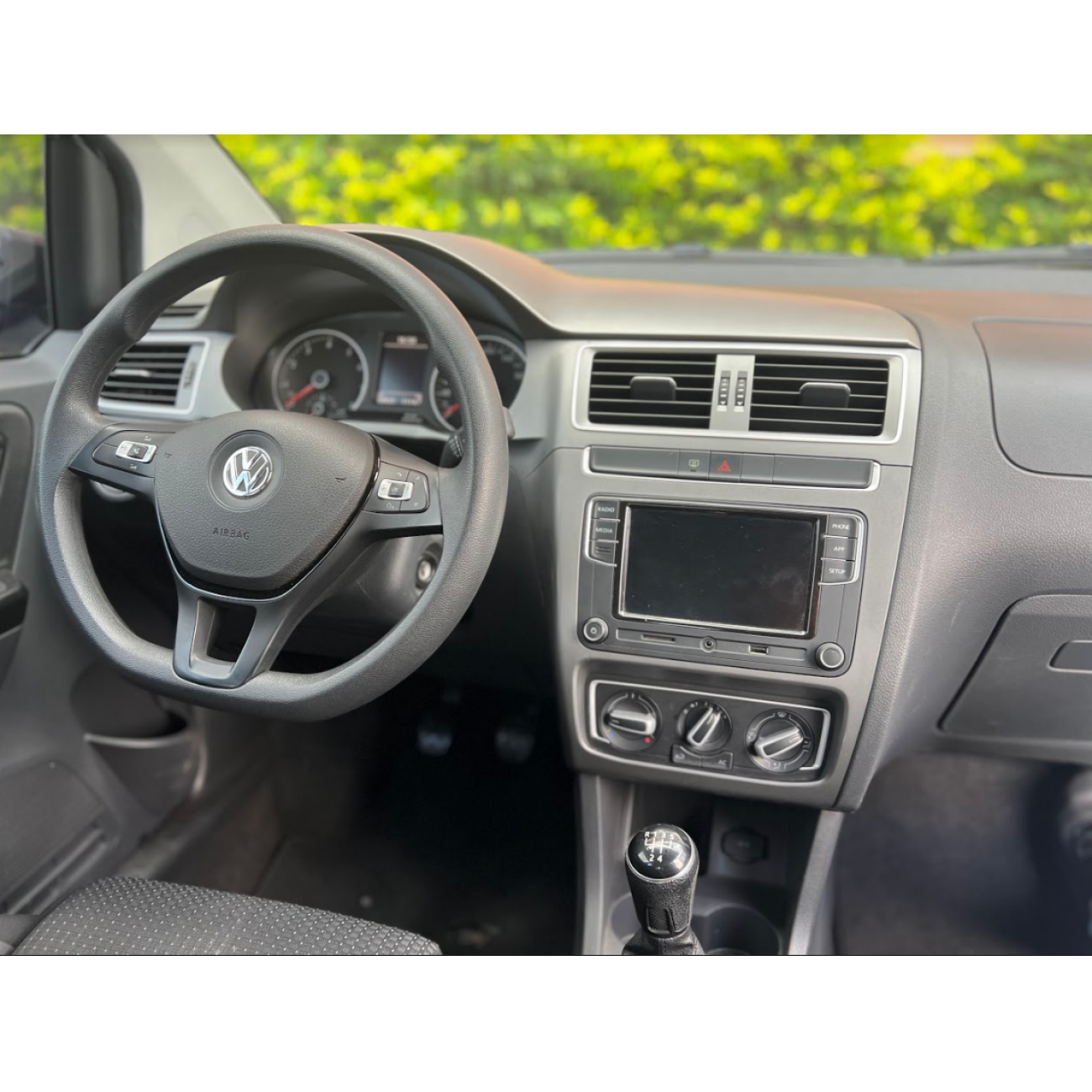 MOLDURA 6.8 E 7 VW FOX- SPACEFOX- SPACECROSS- CROSSFOX G3 PRETO