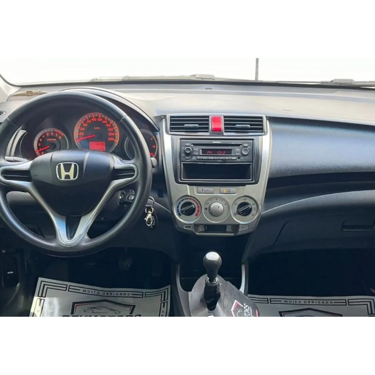 MOLDURA 6.8 HONDA FIT 2001-2008 E CITY DX 2009-2014 PRETO