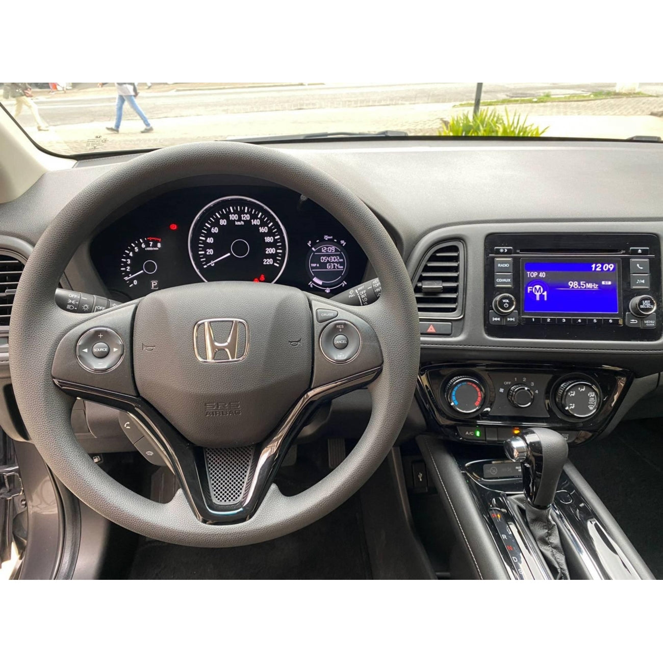 MOLDURA 8 HONDA HR-V 2016-2021 PADRÃO PIONEER MODELO ZS8280 PRETO