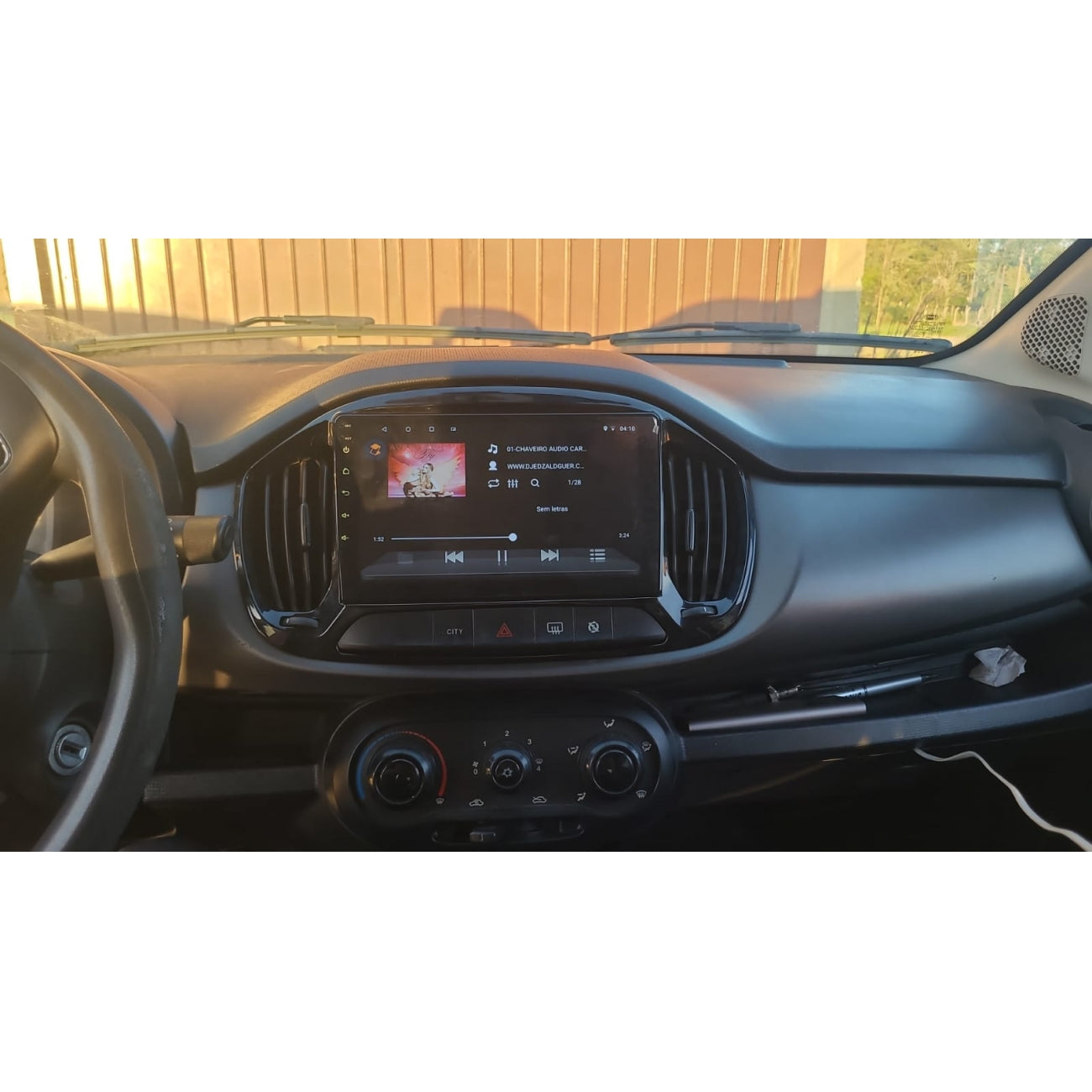 MOLDURA 9 E 7 FIAT UNO 2015-2021 BLACK PIANO