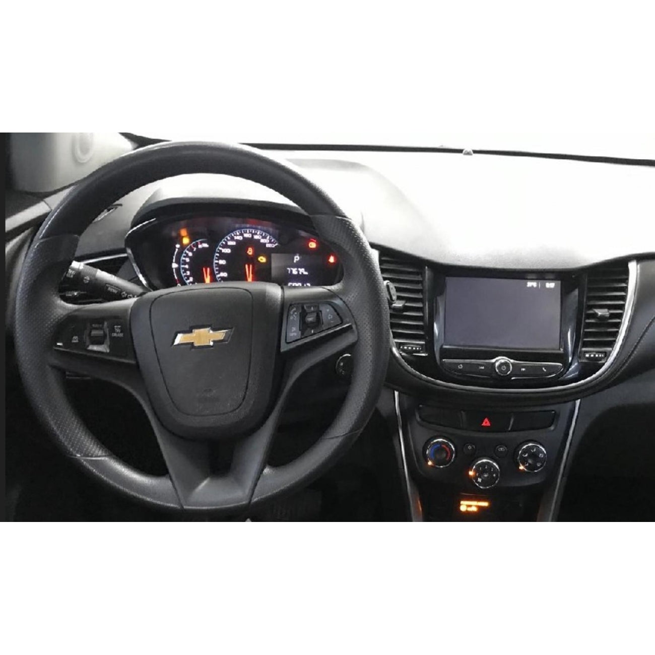 MOLDURA 9 CHEVROLET TRACKER 2017-2019 BLACK PIANO