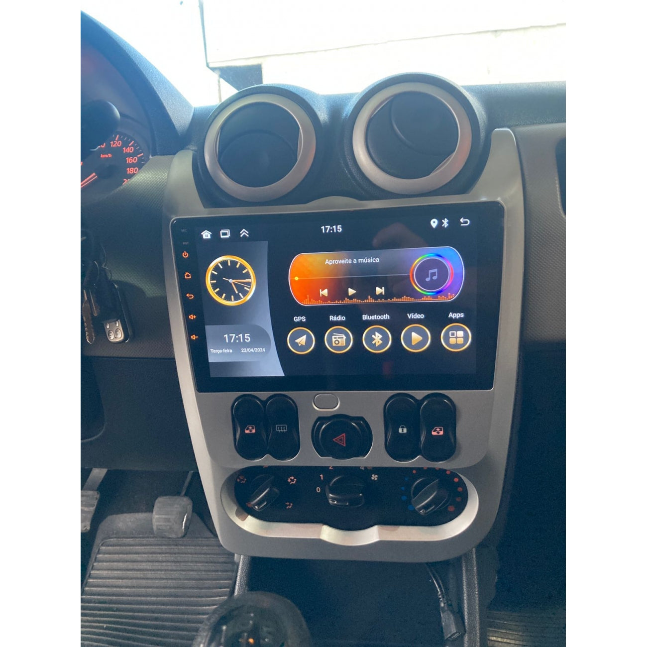 MOLDURA 9 RENAULT SANDERO 2007-2010 PRATA