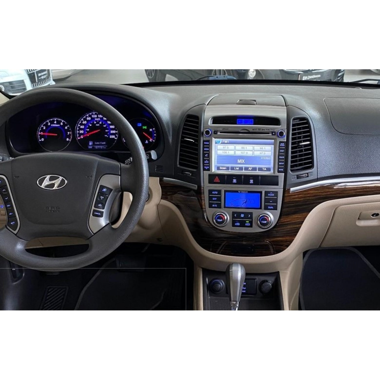 MOLDURA 9.7 HYUNDAI SANTA FÉ LUXURY 2006-2012 PARA 3 E 4 BOTOES PRETO