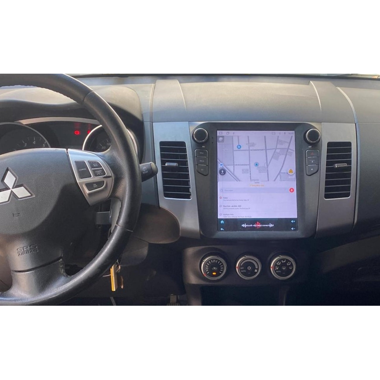 MOLDURA 9.7 MITSUBISHI OUTLANDER 2008-2013 COM BOTÃO E TECLAS PARA PROGRAMAÇÃO PRETO