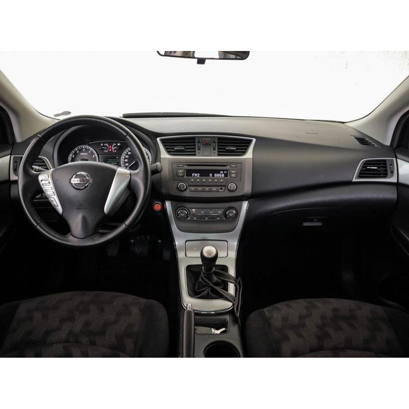 MOLDURA 9 FLUTUANTE NISSAN SENTRA G7 2014-2020 BLACK PIANO