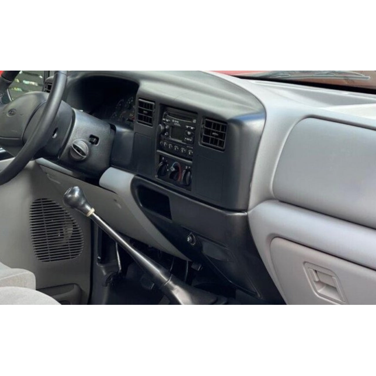 MOLDURA 6.8 FORD FOCUS 2000-2008, KA 2008-2013, ECOSPORT 2003-2007, RANGER 1995-2012, F-250 1998-2012 PRETO