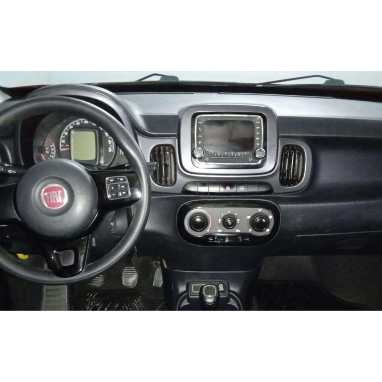 MOLDURA 7 FIAT MOBI 2016+ UNO 2015-2022 PRETA