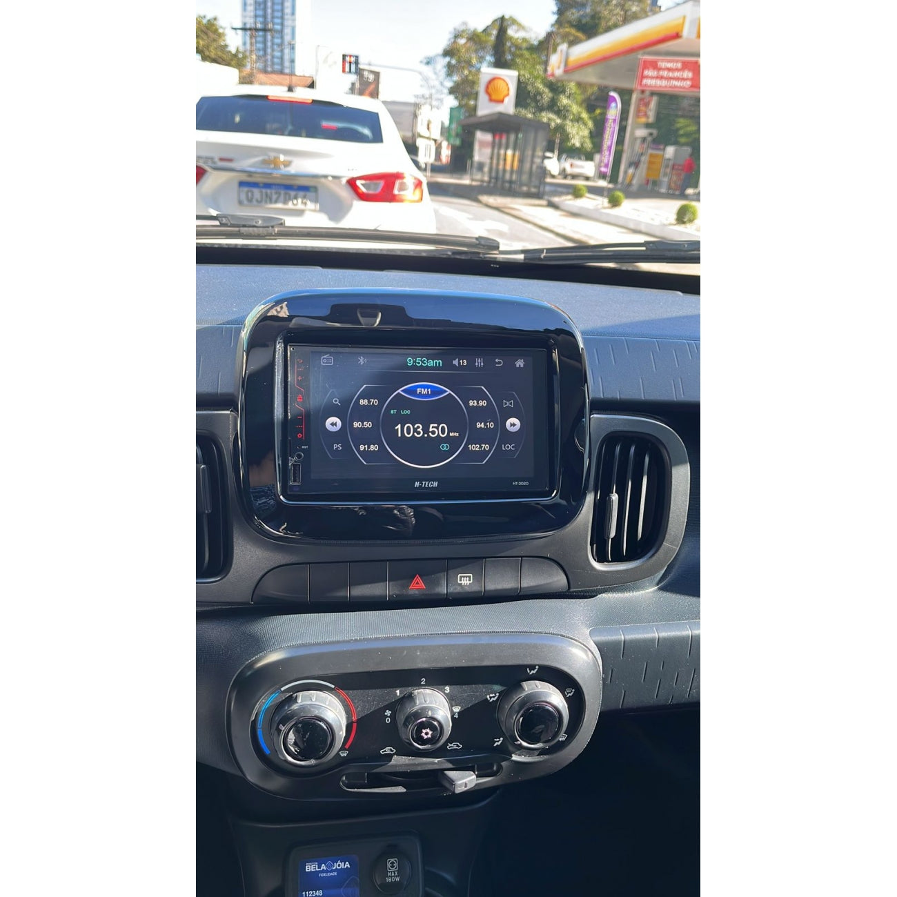 MOLDURA 6.8 E 7 FIAT MOBI BLACK PIANO