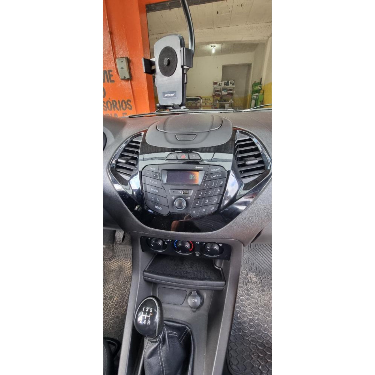 MOLDURA 6.8 E 7 FORD KA E KA+ 2014-2018 PRETA