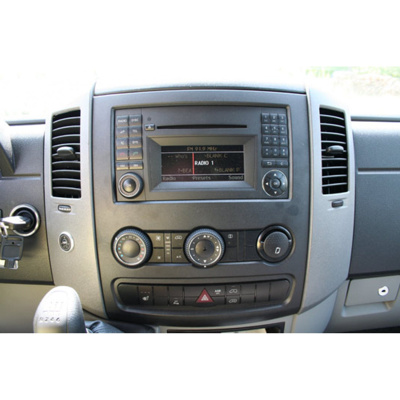 MOLDURA 6.8 E 7 MERCEDES BENZ B180-B200 2009-2011 E SPRINTER 415 515 PRETO