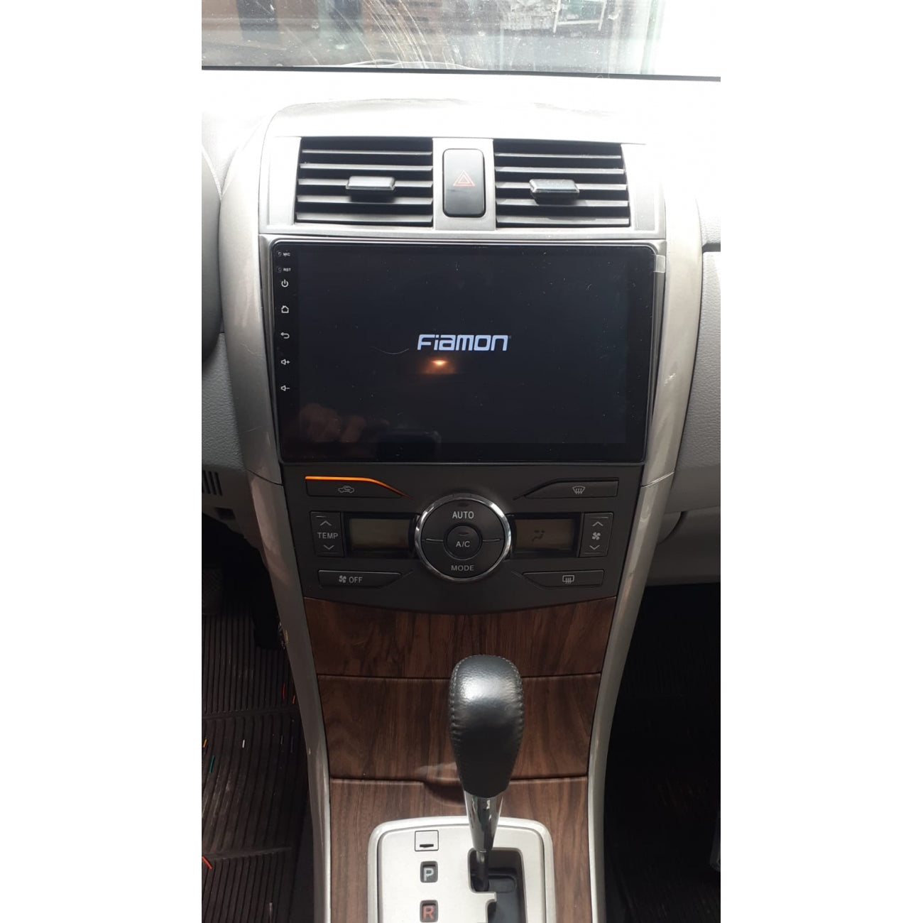 MOLDURA 9 TOYOTA COROLLA G10 2008-2014 PRETO FOSCO