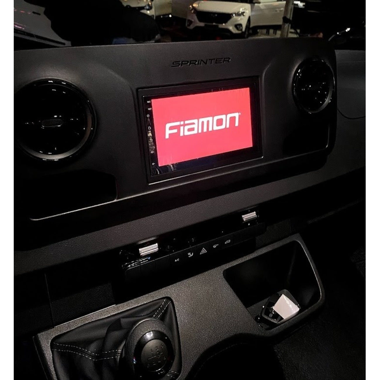 MOLDURA 6.8 E 7 MERCEDES BENZ SPRINTER 2019+ PRETO FOSCO