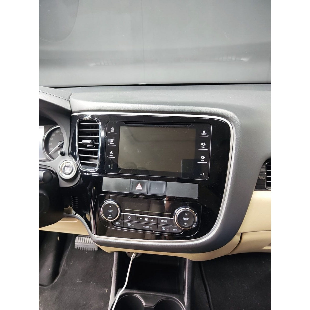 MOLDURA 9 MITSUBISHI OUTLANDER 2016-2021 BLACK PIANO