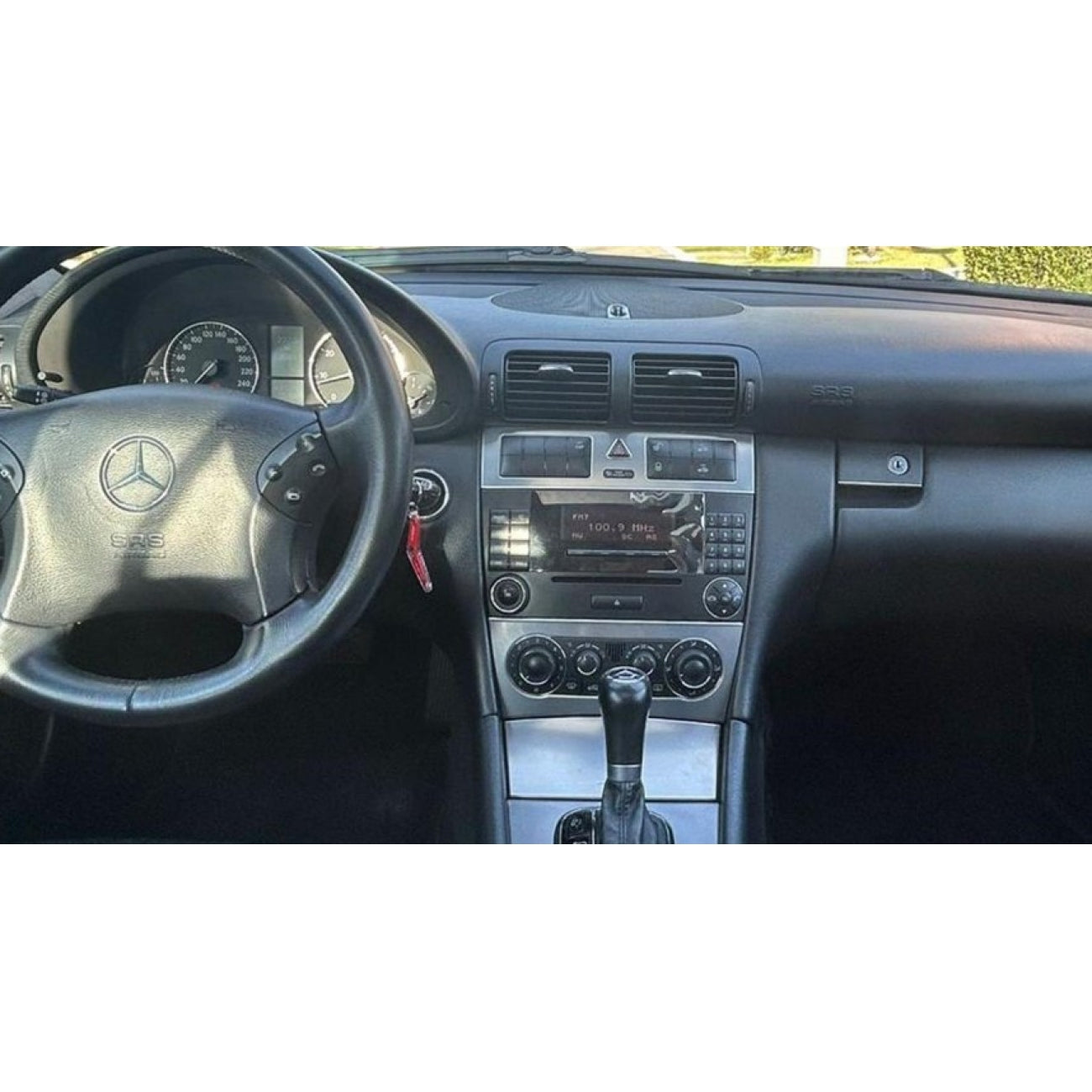 MOLDURA 6.8 E 7 MERCEDES BENZ CLASSE C W203 PRETO