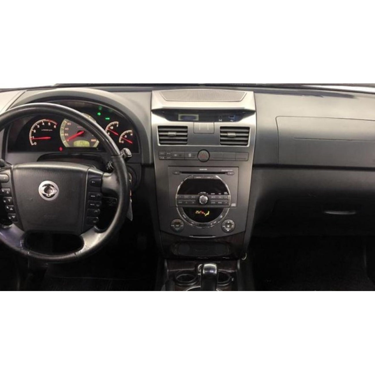 MOLDURA 6.8 SSAYNGYONG REXTON PRETO