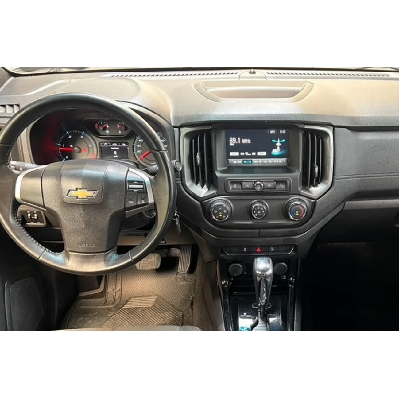 MOLDURA 9 E 7 CHEVROLET S10 E TRAILBLAZER 2016 AR DIGITAL + ANALÓGICO