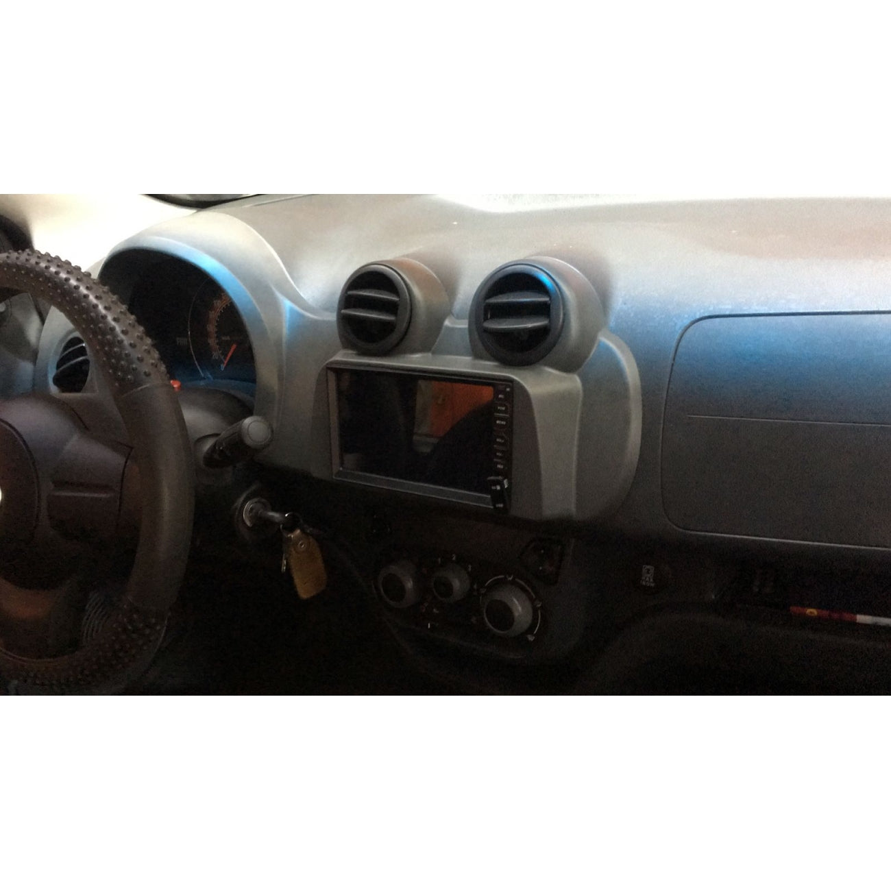 MOLDURA 6.8 E 7 FIAT UNO VIVACE 2010-2016 E FIORINO G3 2014-2021 CINZA