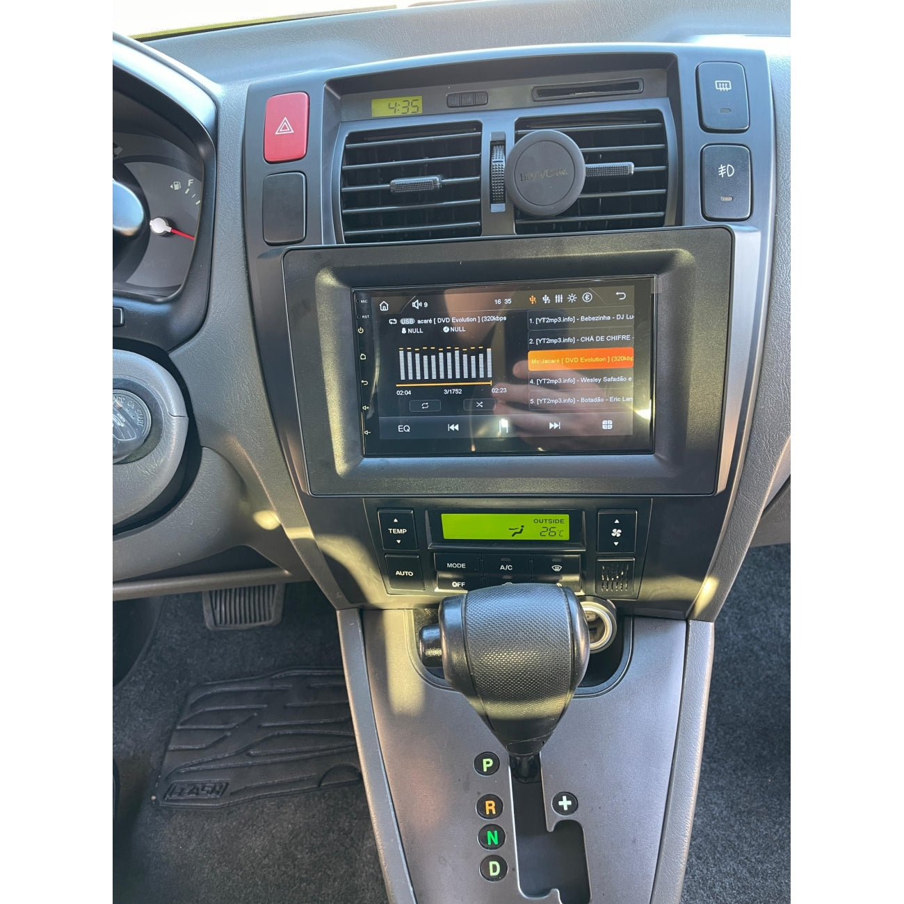 MOLDURA 10.1 HYUNDAI TUCSON G1 2006-2016 AR DIGITAL COM MOLDURA PARA AR ANALÓGICO PRATA