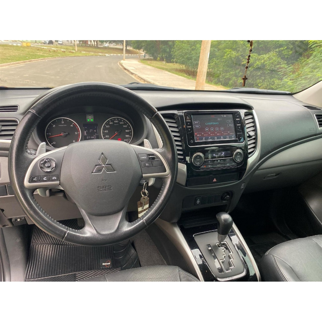 MOLDURA 9 MITSUBISHI L200 TRITON G5 2018+ AR DIGITAL BLACK PIANO