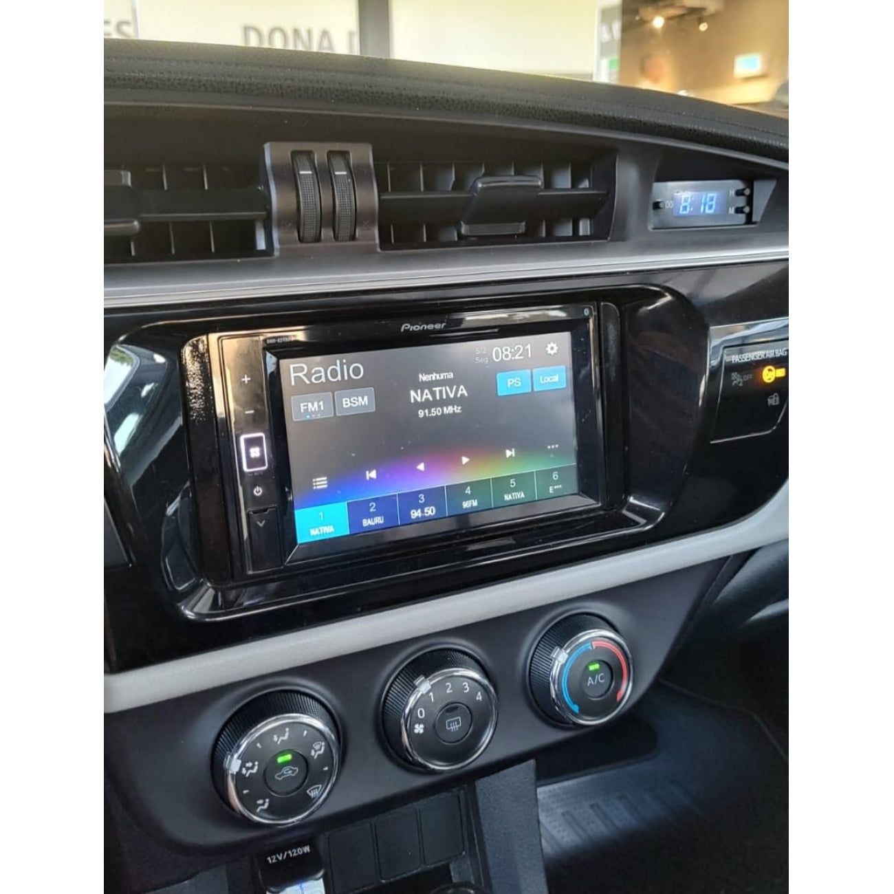 MOLDURA 10.1 CHINÊS TOYOTA COROLLA 2014-2017 PRETO