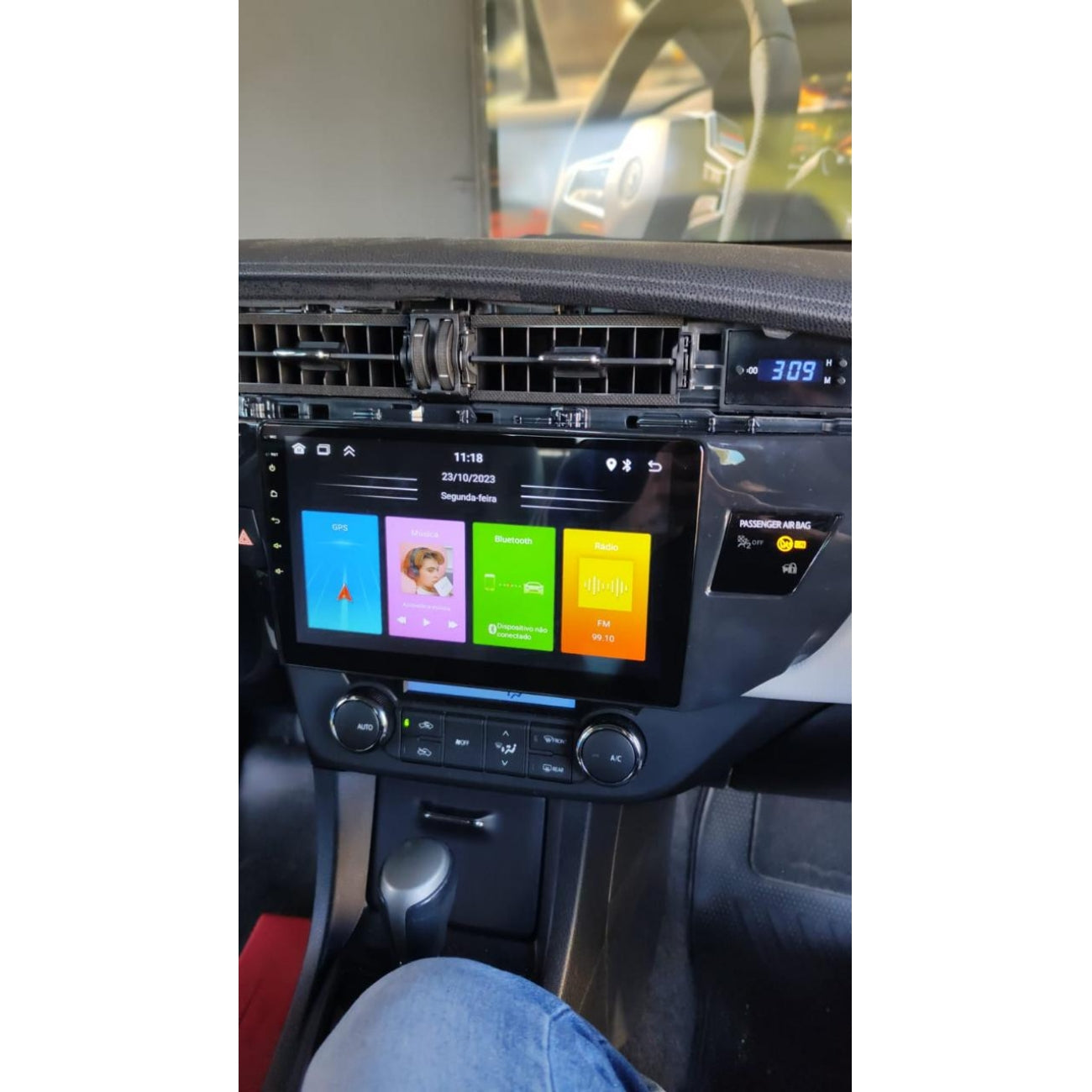 MOLDURA 10.1 CHINÊS TOYOTA COROLLA 2014-2017 PRETO