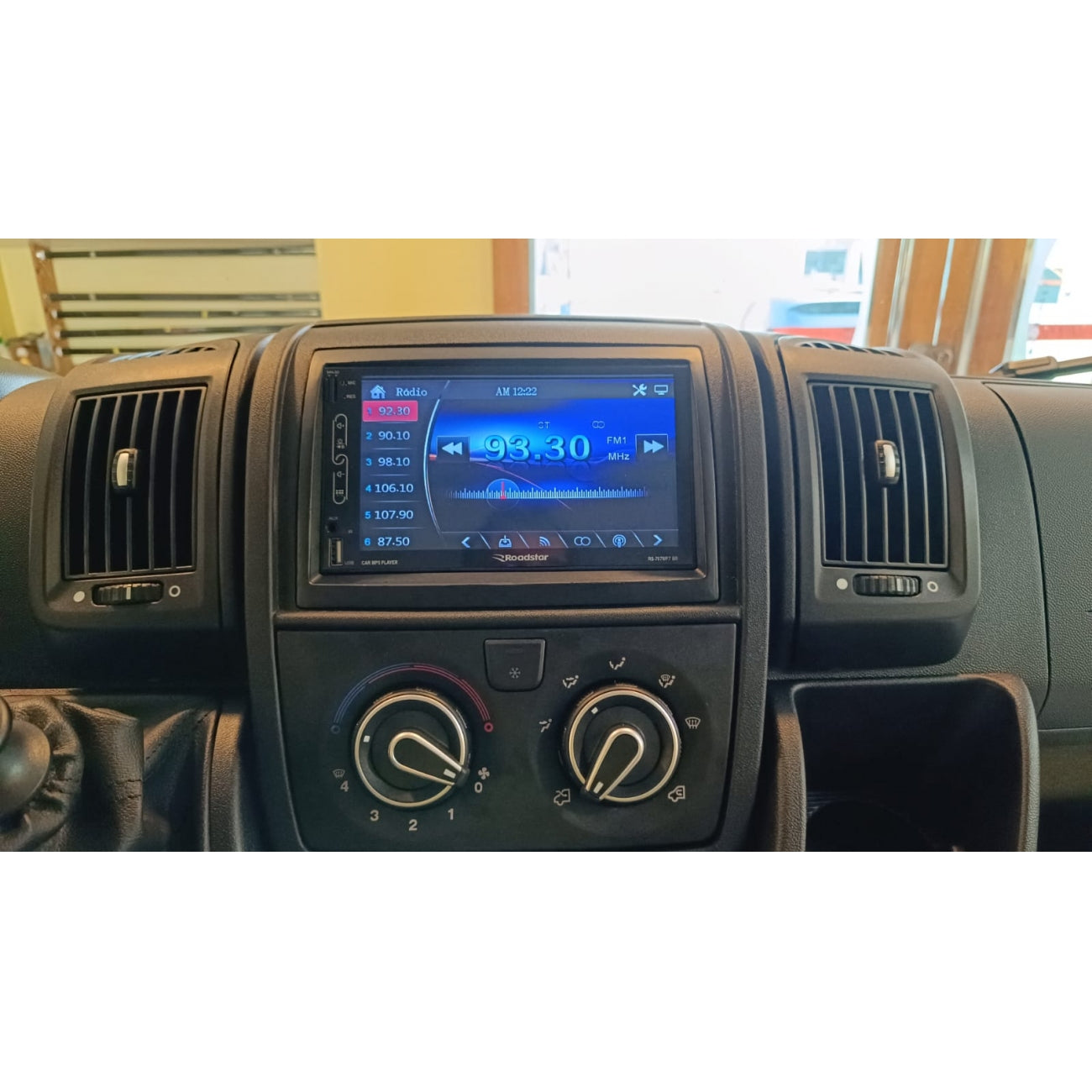 MOLDURA 6.8 E 7 FIAT DUCATO E PEUGEOT BOXER 2023+ PRETO