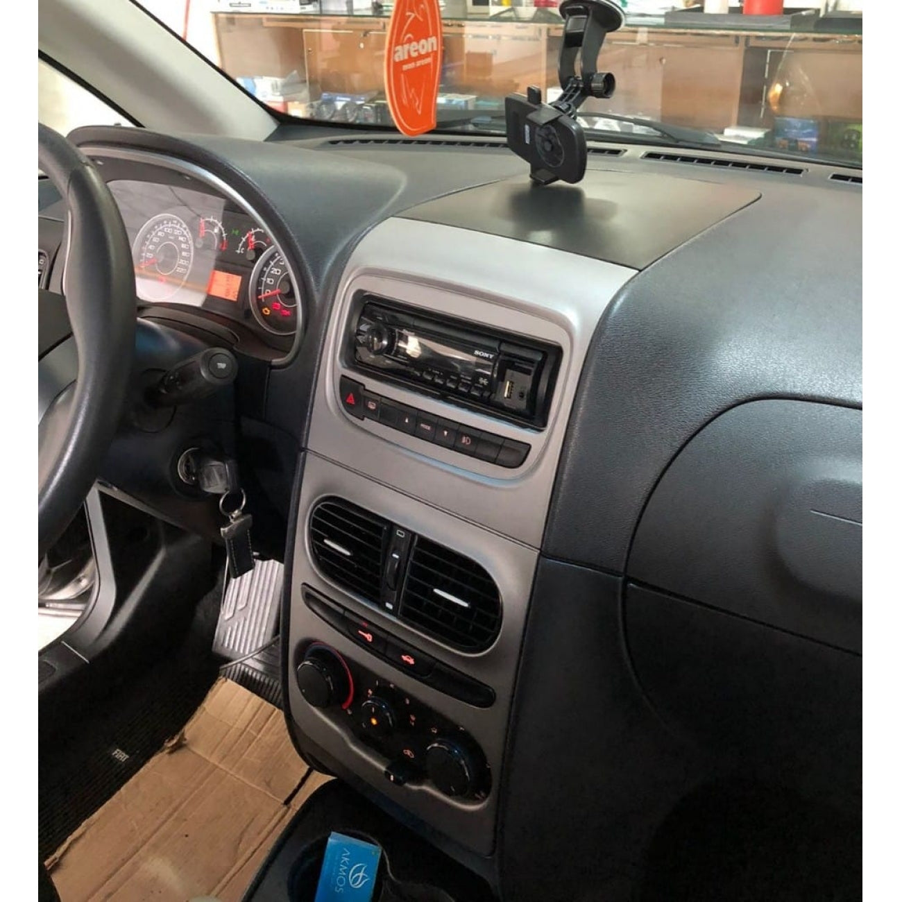 MOLDURA 6.8 E 7 FIAT IDEA - IDEA ADVENTURE 2013-2018 PRETA